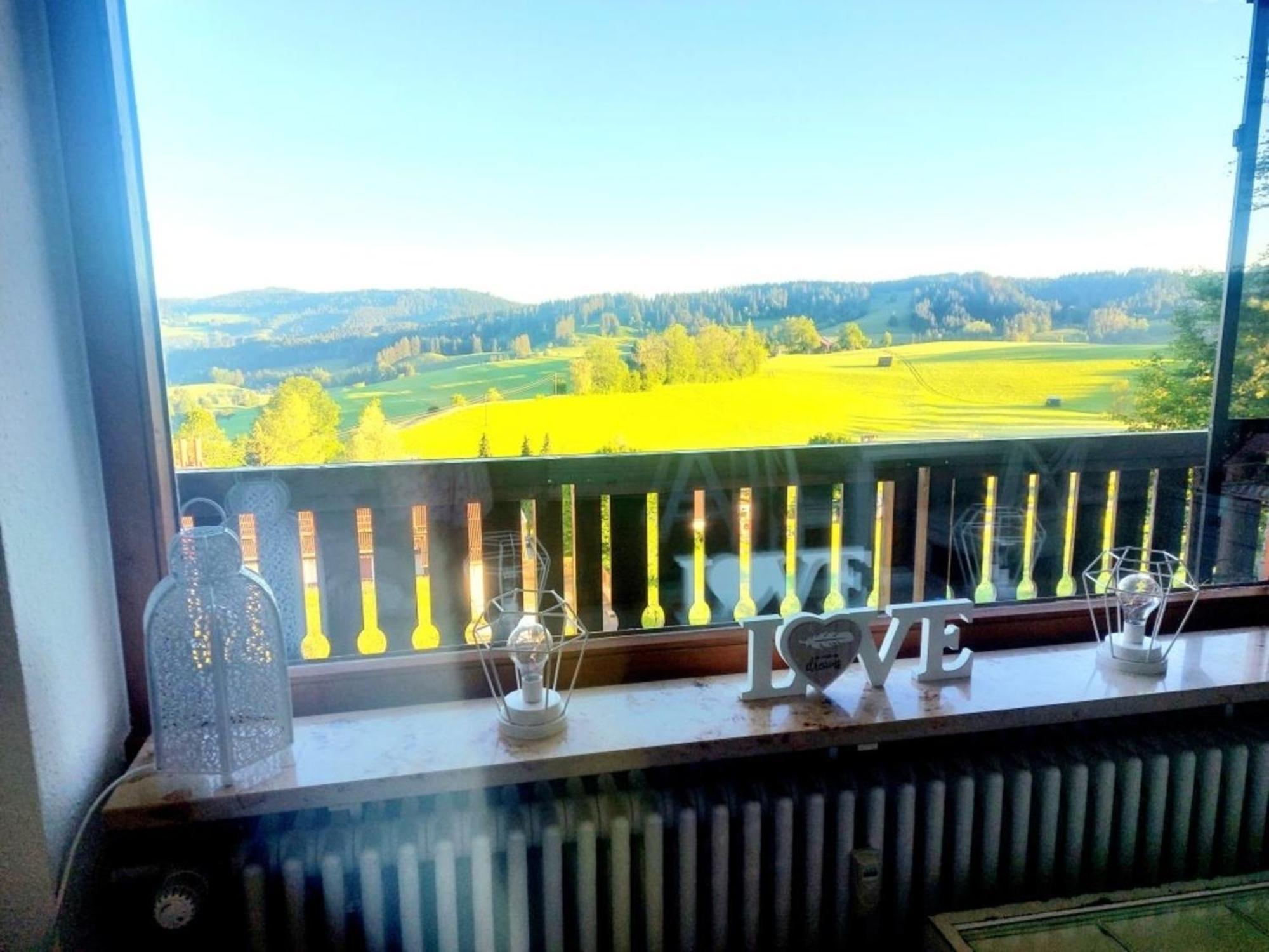 Berg-Juwel Hallenbad Mit Sauna Apartment Missen Wilhams Bagian luar foto